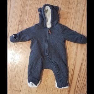 ❤️H&M WINTER ORGANIC COTTON ONESIE 0-2 MONTHS